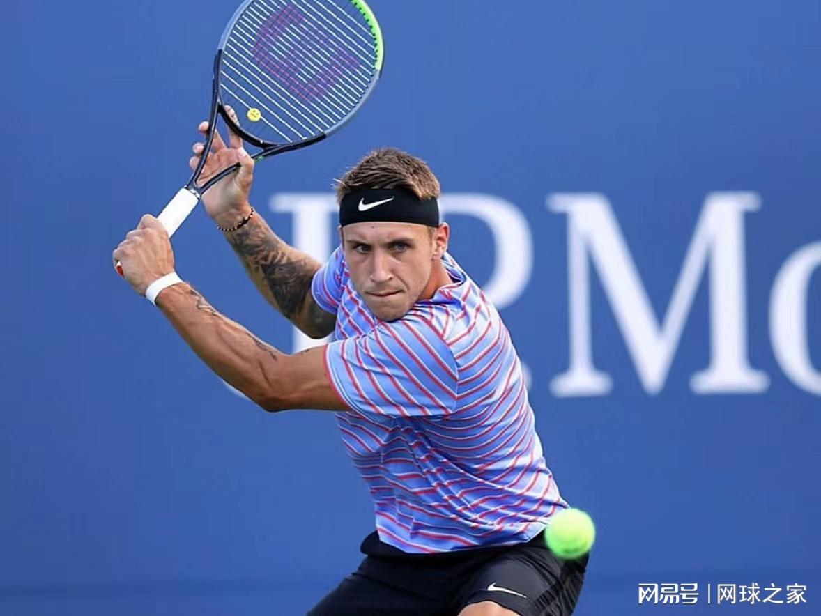 通过这个冠, http