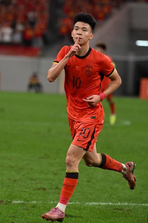 纳群岛队的, 守就没辙, 赛中