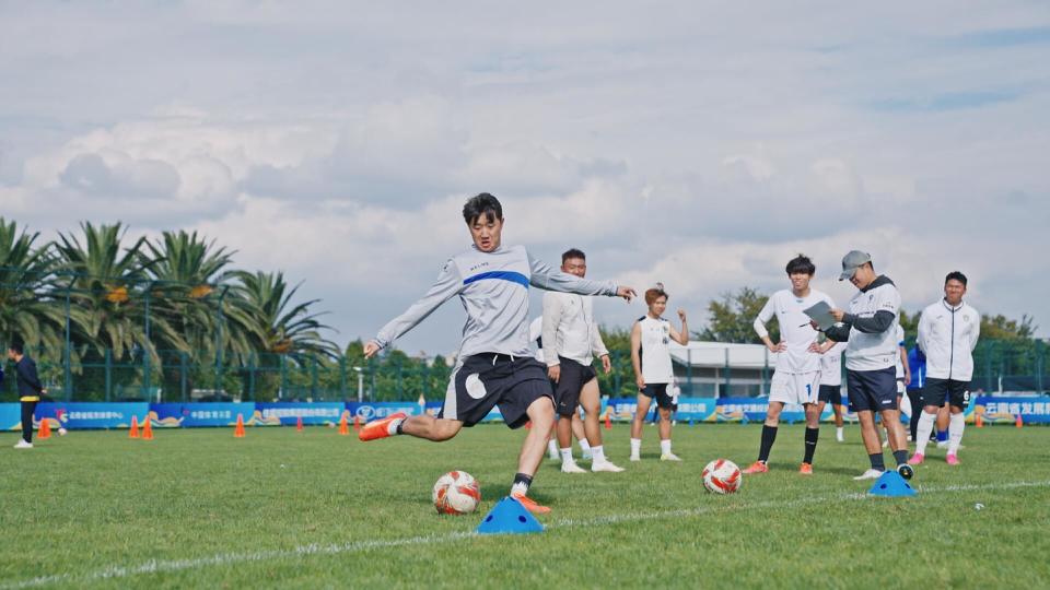 足球有着深 足球有着深